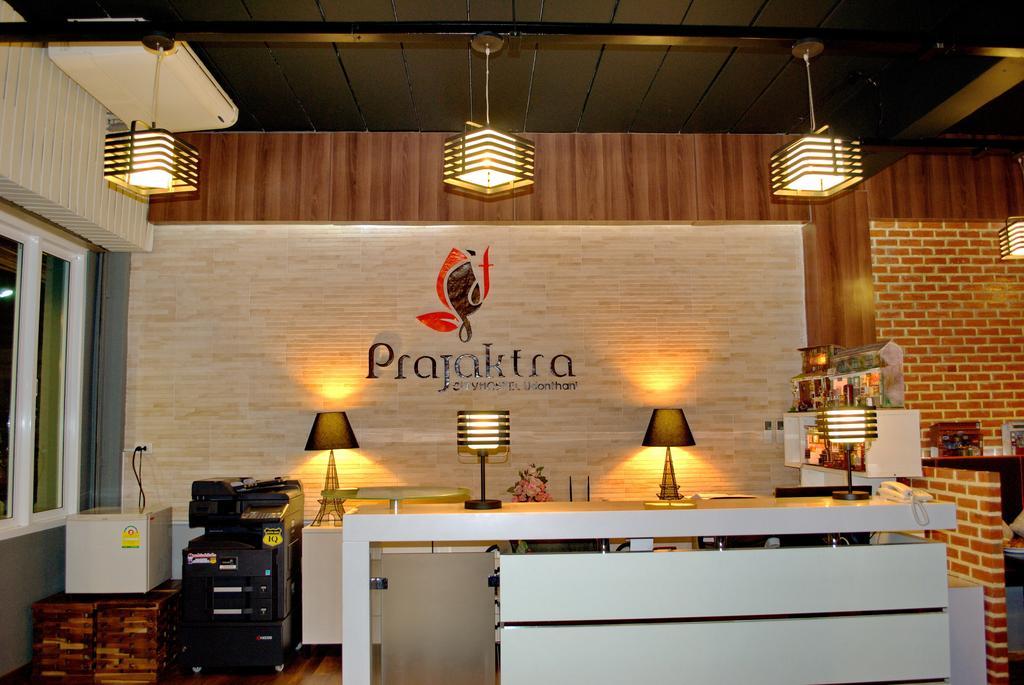 Prajaktra City Hostel Udon Thani Eksteriør billede