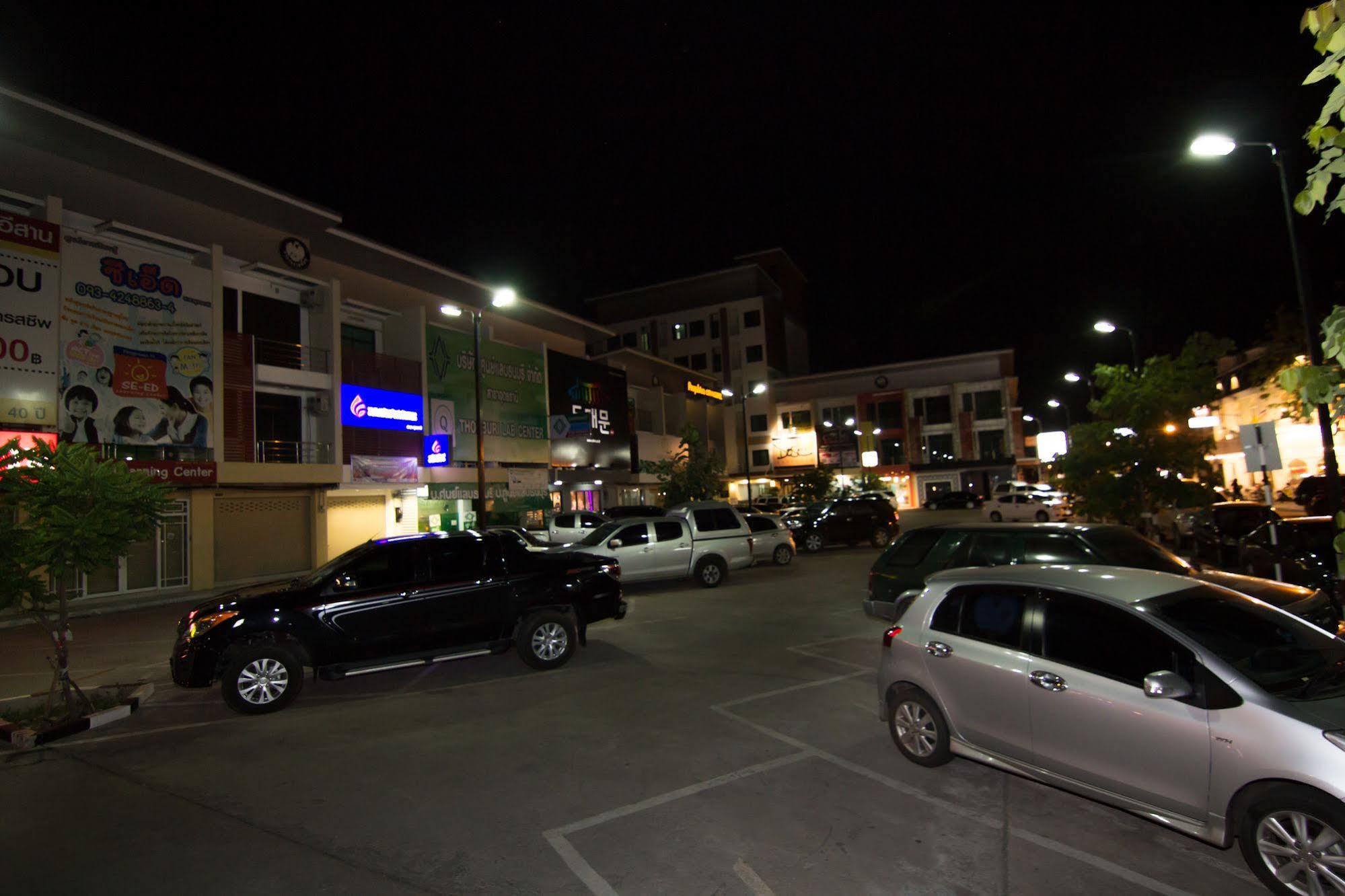 Prajaktra City Hostel Udon Thani Eksteriør billede